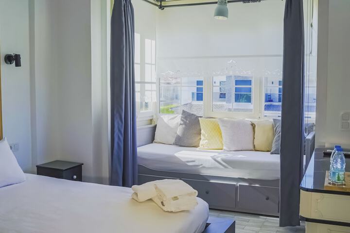 Room 10 of 47
