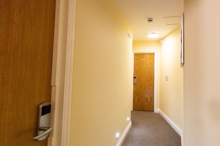 Ballroom/Hall 40 of 49