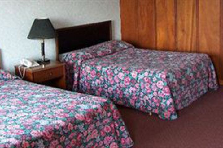 Room 2 of 4