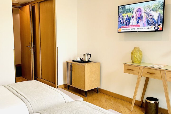 Room 17 of 62