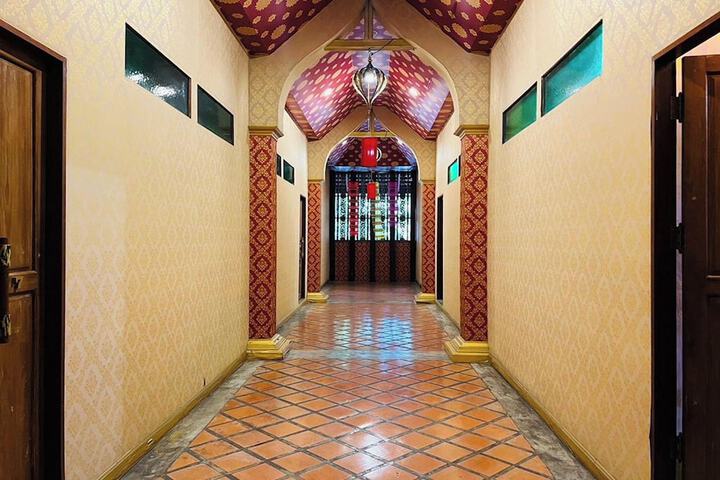 Ballroom/Hall 31 of 49