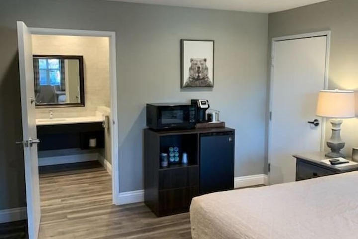 Room 6 of 79