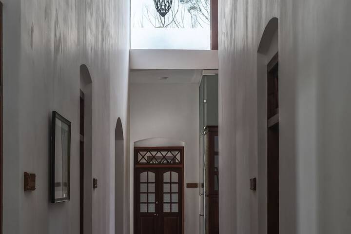 Ballroom/Hall 51 of 61