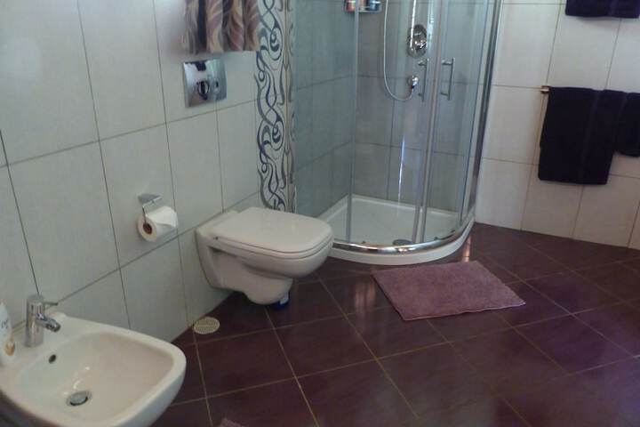 Room 55 of 121