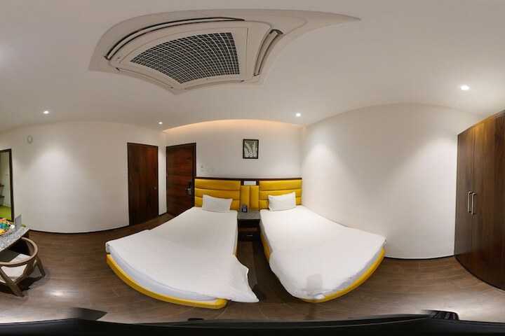 Room 19 of 35