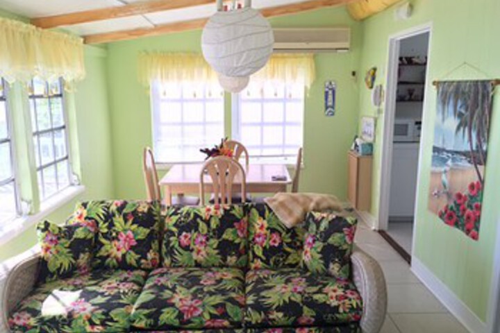 Room 27 of 71
