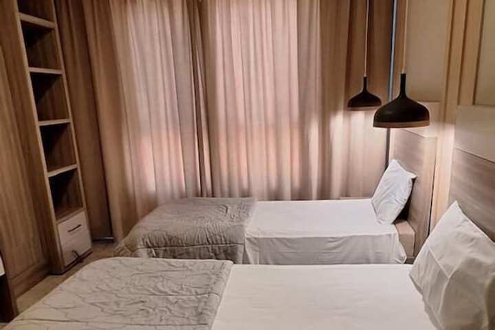 Room 8 of 41