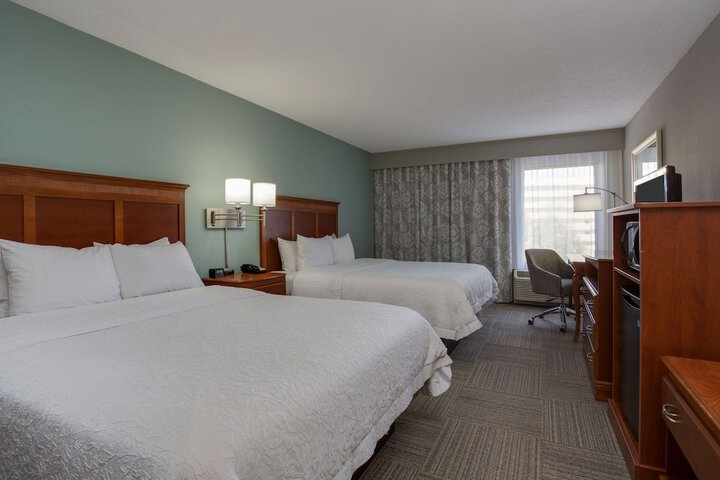 Room 14 of 37