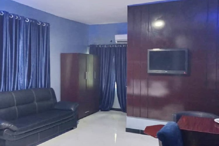 Room 17 of 51