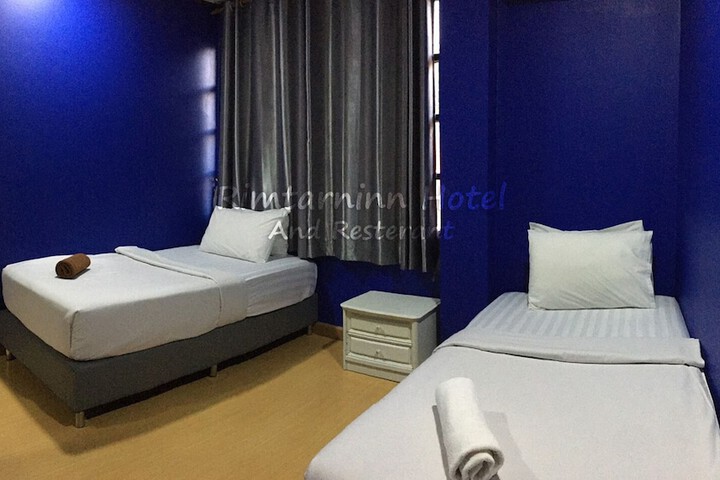 Room 7 of 24