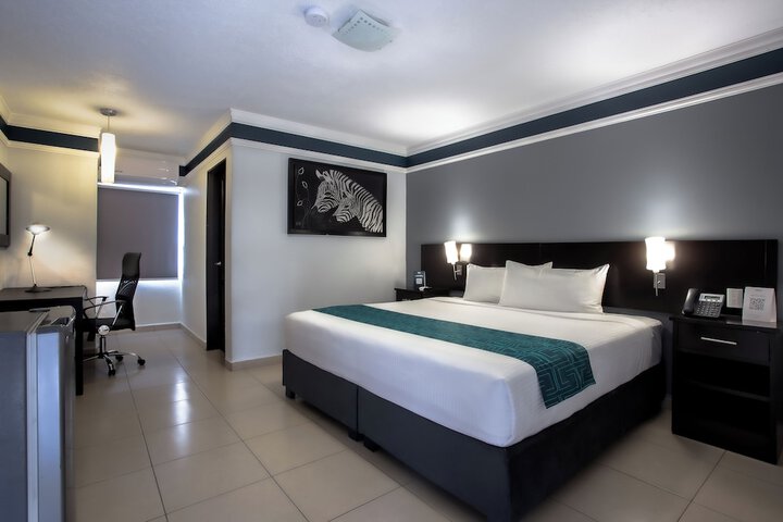 Room 46 of 166