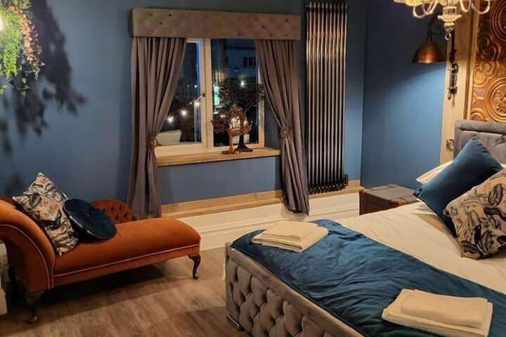 Room 28 of 54