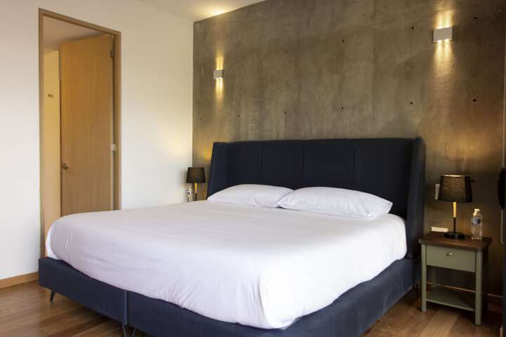 Room 45 of 148