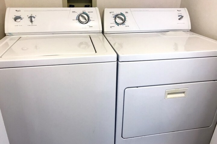 Laundry 12 of 22