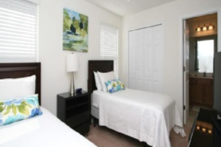 Room 21 of 299