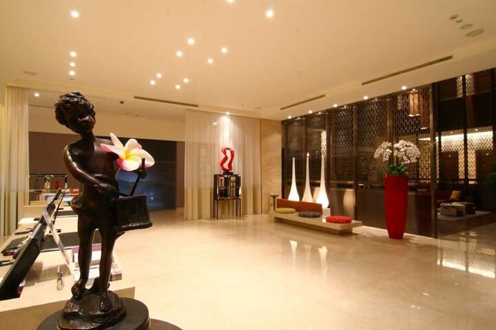 Hotel Interior 4 of 54