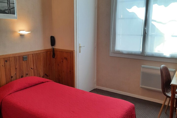 Room 11 of 51