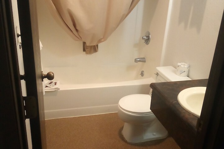 Room 21 of 31