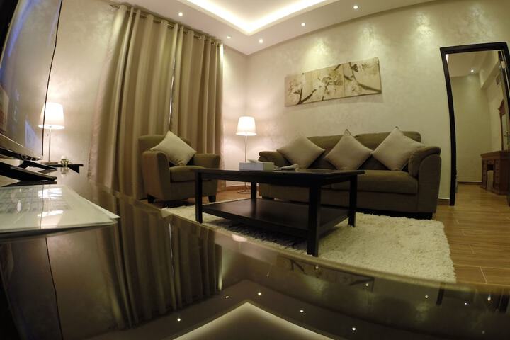 Room 6 of 17