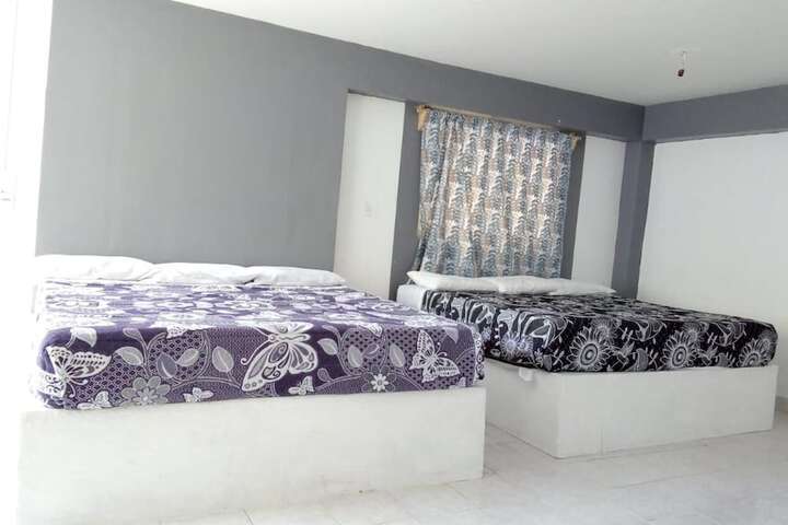 Room 12 of 25