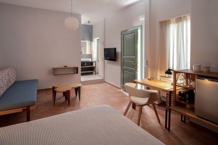 Room 7 of 23