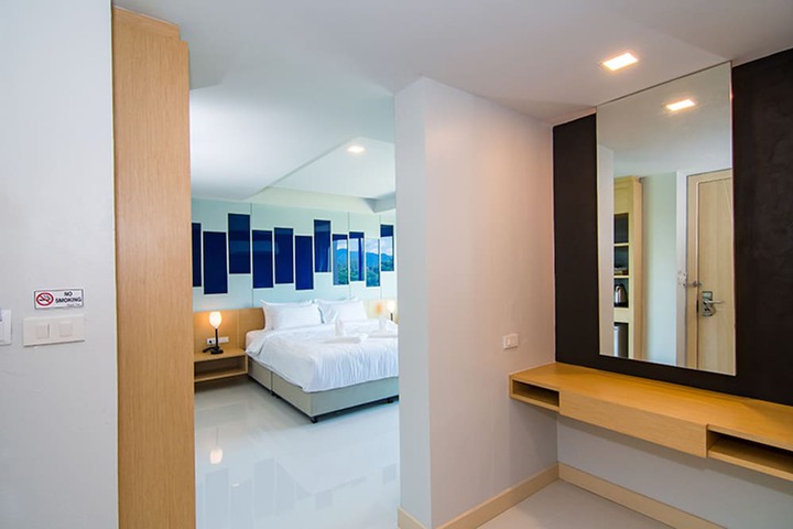 Room 21 of 69