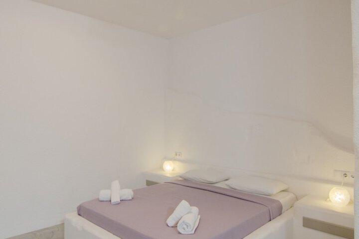 Room 28 of 68