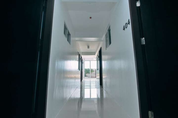 Ballroom/Hall 38 of 47