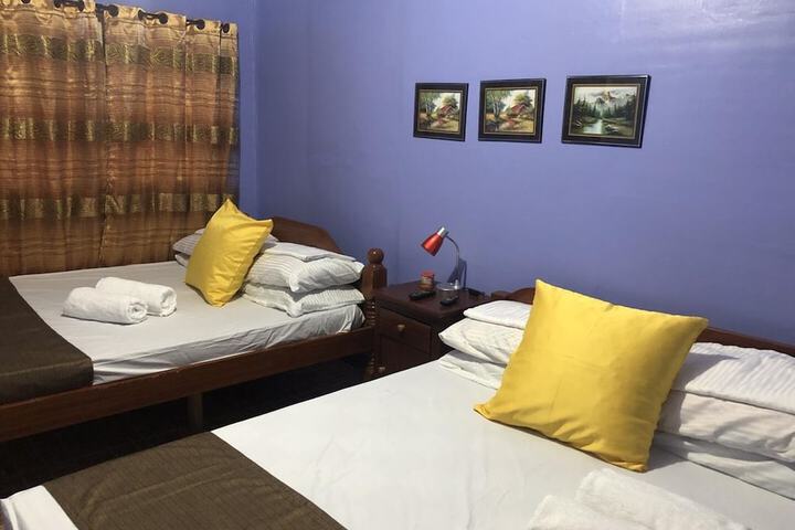 Room 2 of 27