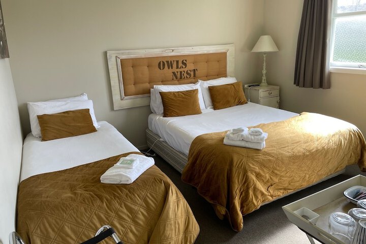 Room 6 of 60