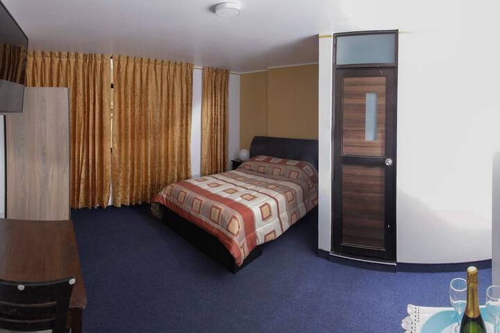 Room 18 of 29
