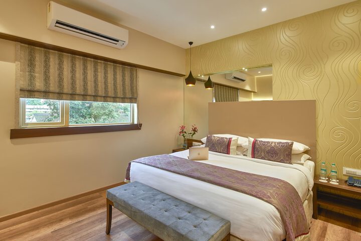 Room 8 of 27