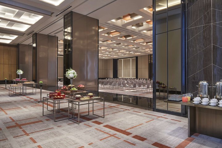 Hotel Interior 4 of 67