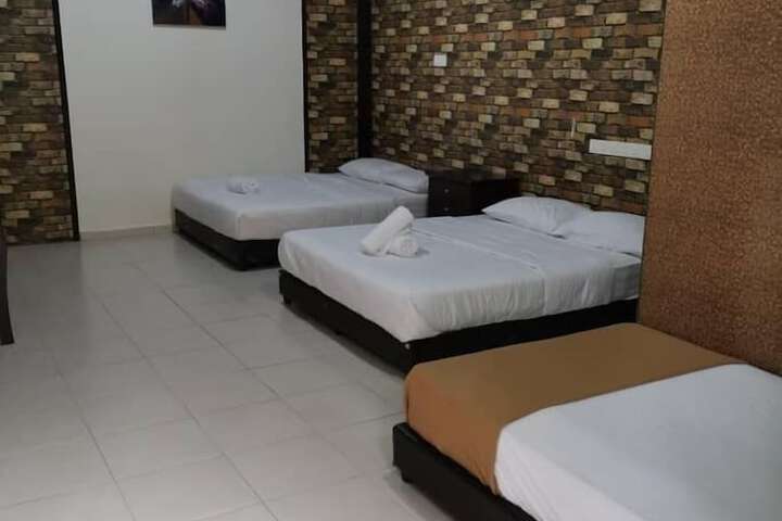 Room 17 of 26