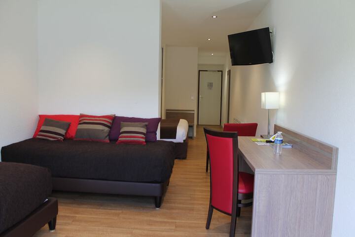 Room 8 of 46