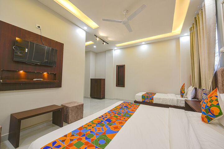 Room 20 of 38