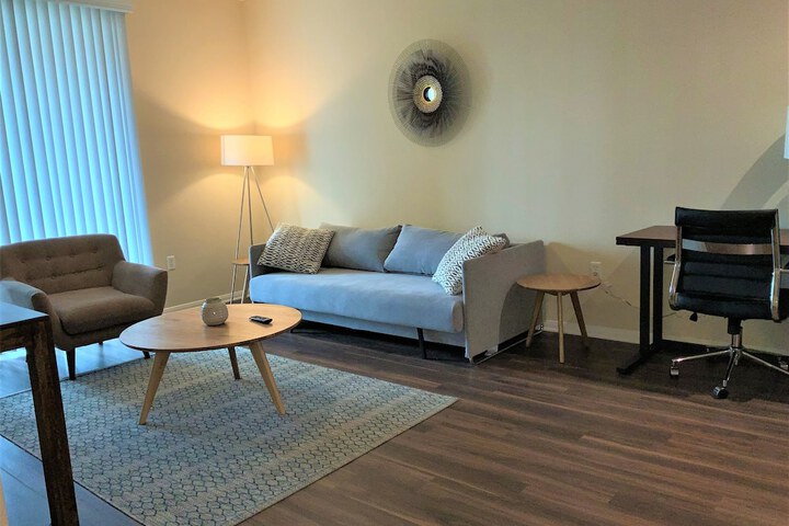 Room 16 of 30