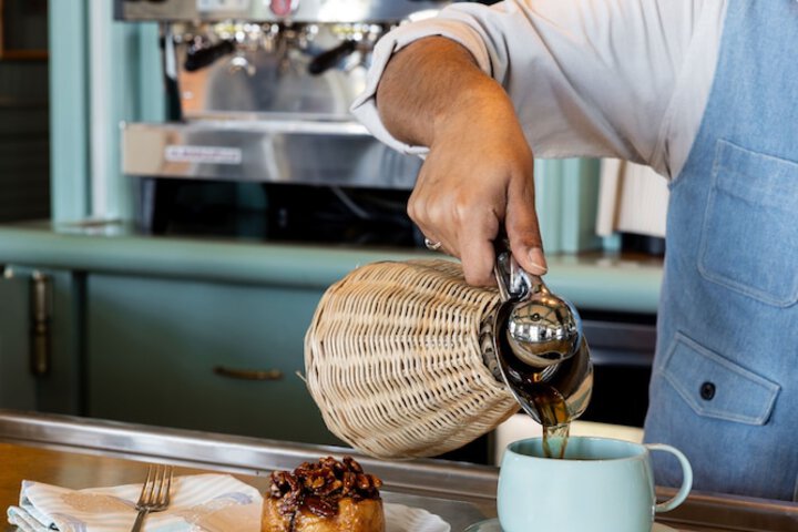 Breakfast/Coffee Service 86 of 122