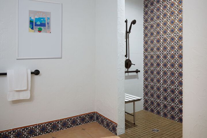 Bathroom shower