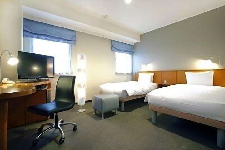 Room 12 of 78