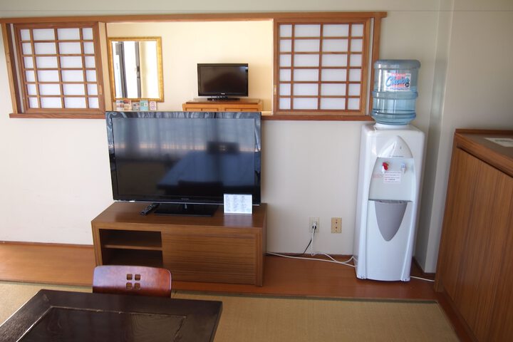 Room 35 of 130