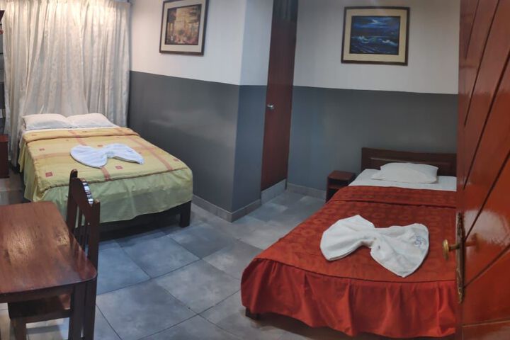 Room 5 of 13