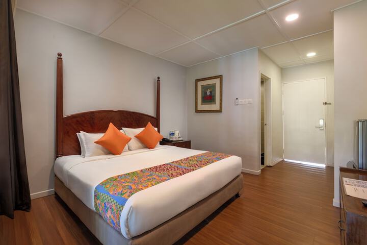 Room 20 of 80