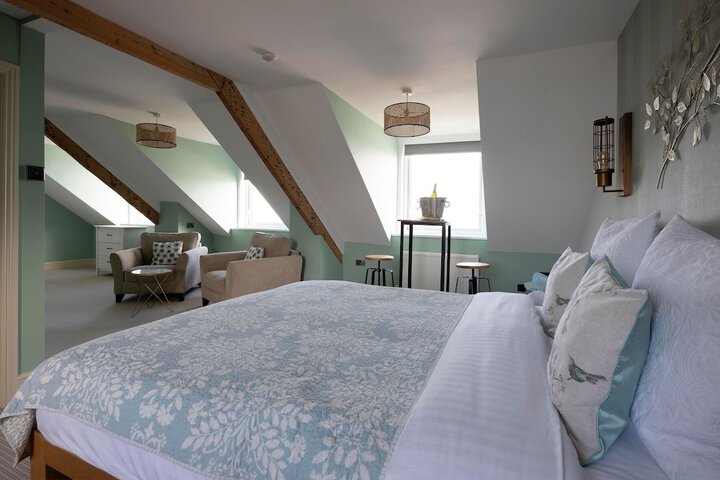 Room 14 of 70