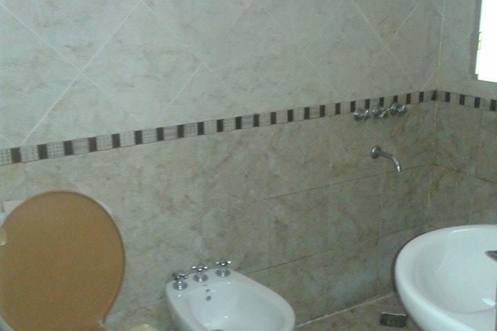 Room 17 of 27