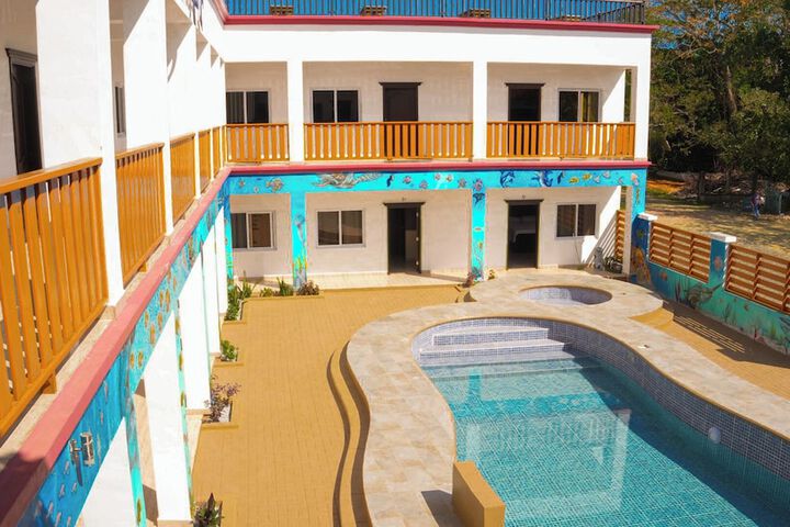 Pool 16 of 26