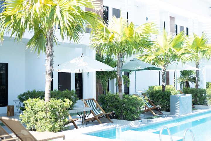 Hotel 64 of 72