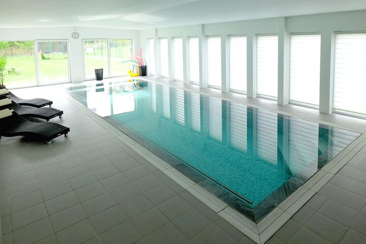 Pool 28 of 36