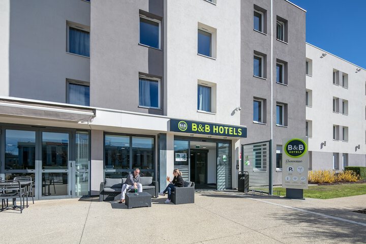 Hotel 53 of 54