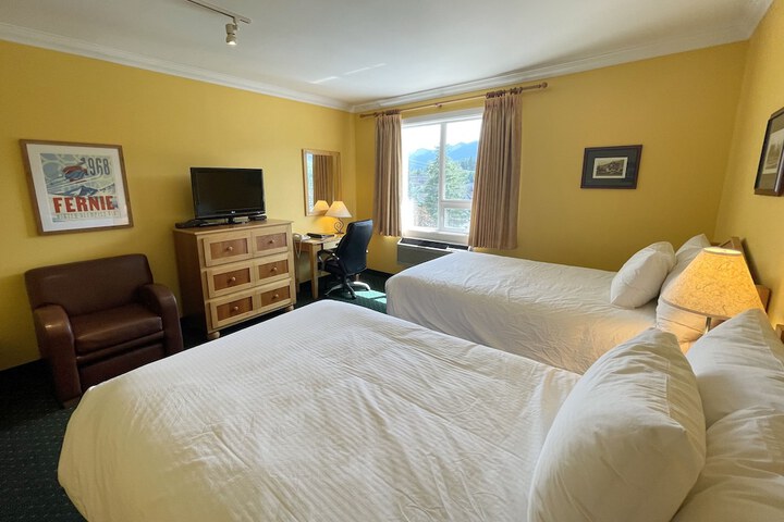 Room 8 of 60